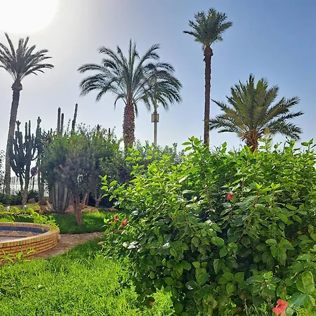 Apartament Garden *